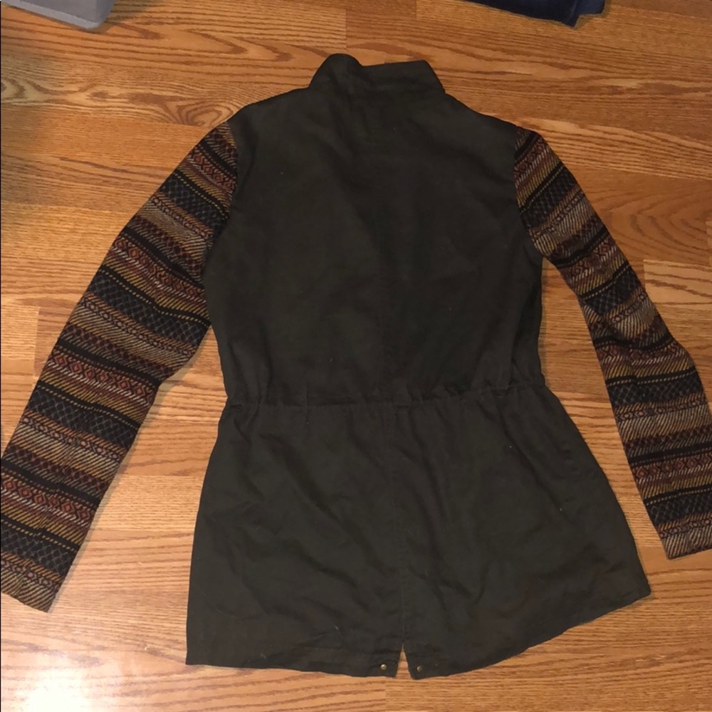 Light weight jacket - Picture 4 of 4